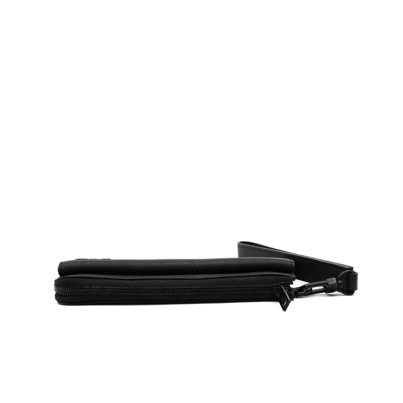 clutch with handle  in leather black