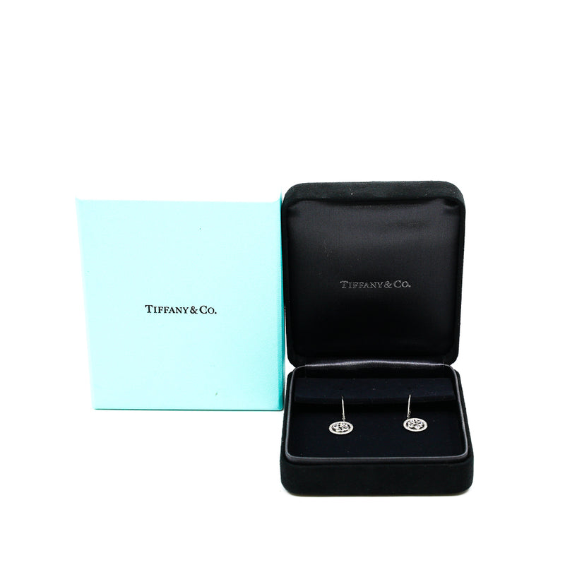 cricle diamond pandent earring in 18k wg