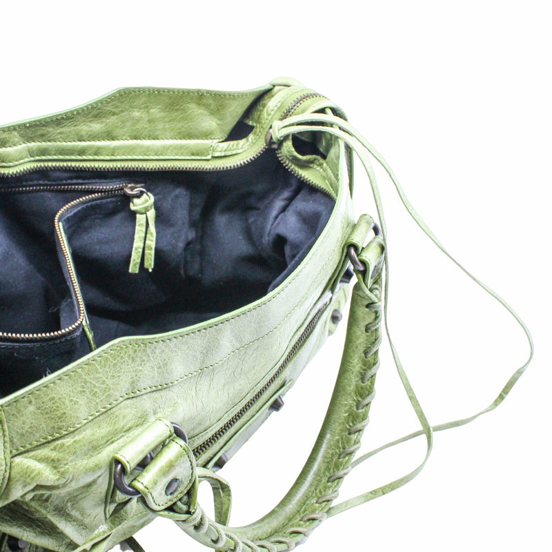 CITY CLASSIC STUDS BAG MEDIUM LEATHER GREEN ANTIQUE BRASS HARDWARE - L'UXE LINK