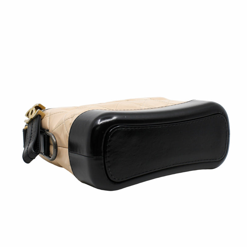 gabrielle mediium beige black ghw seri 25 - L'UXE LINK