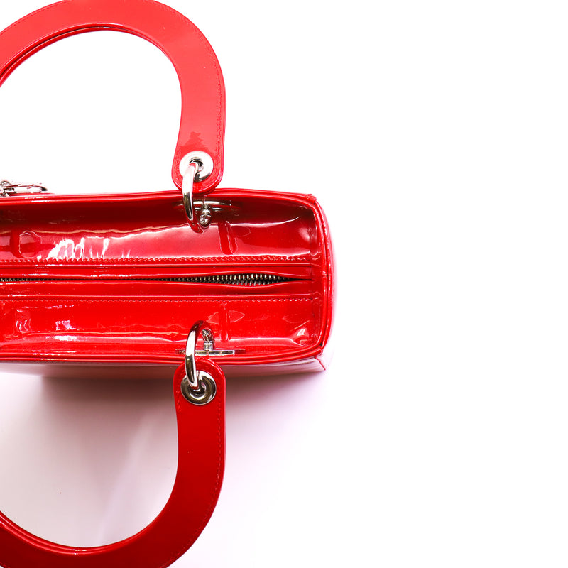 lady dior medium red patent phw