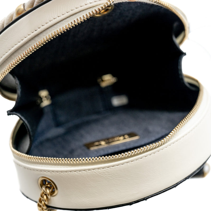 vanity circle zippy in leather white/black ghw seri 27