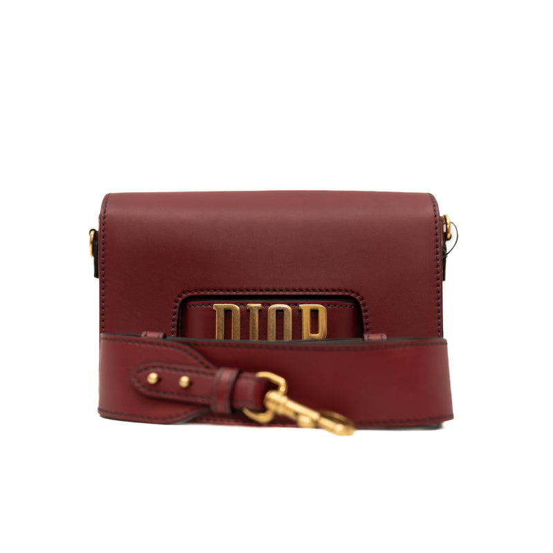 j‘a dior medium shoulder bag in leather red ghw