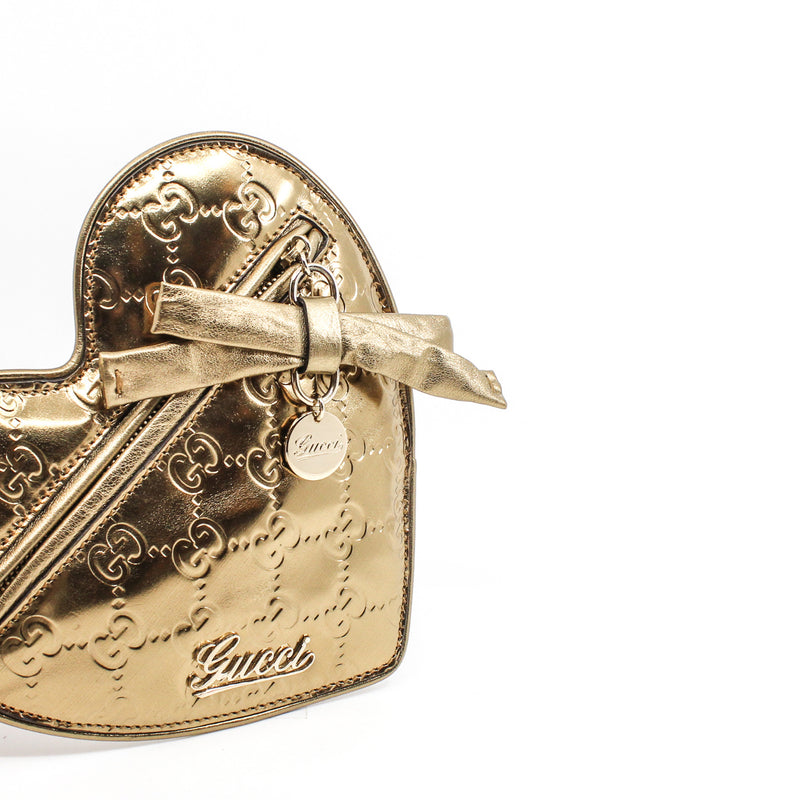gold patent logo heart chain card holder - L'UXE LINK