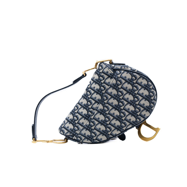 small saddle in fabri blue