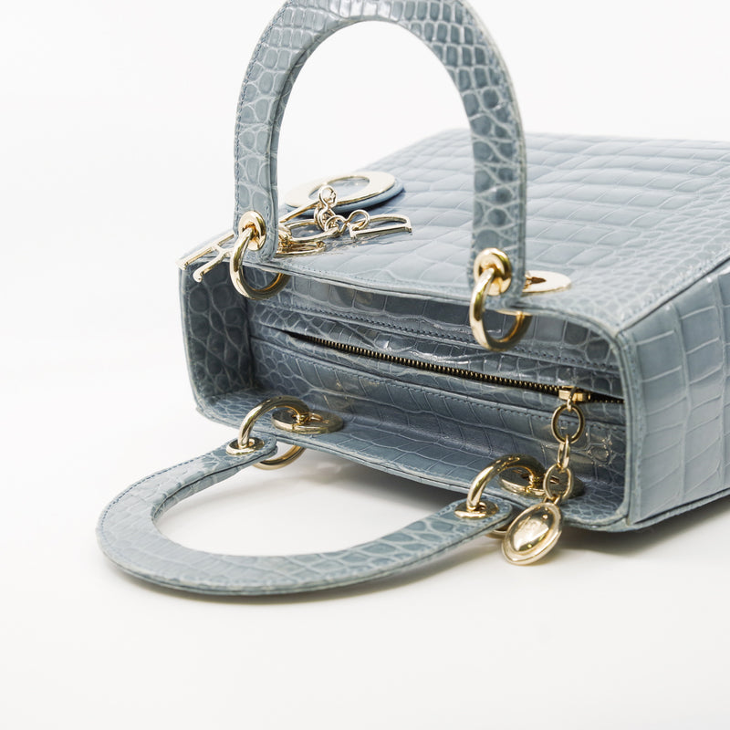 lady dior mini crocodile  blue