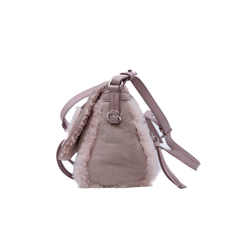 flap bag in fur pink phw