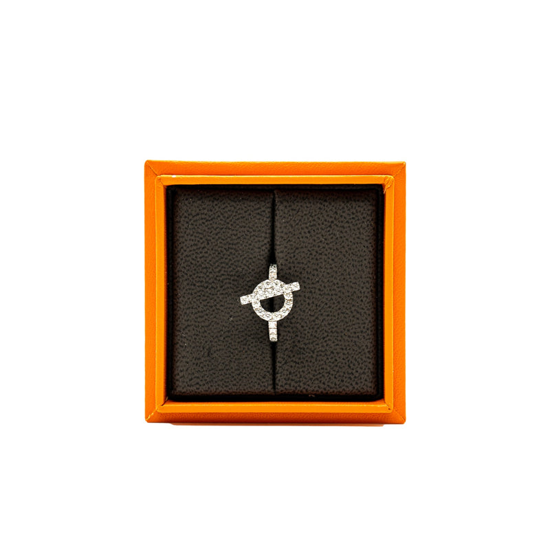 finesse Q diamond ring in 18k wg #51