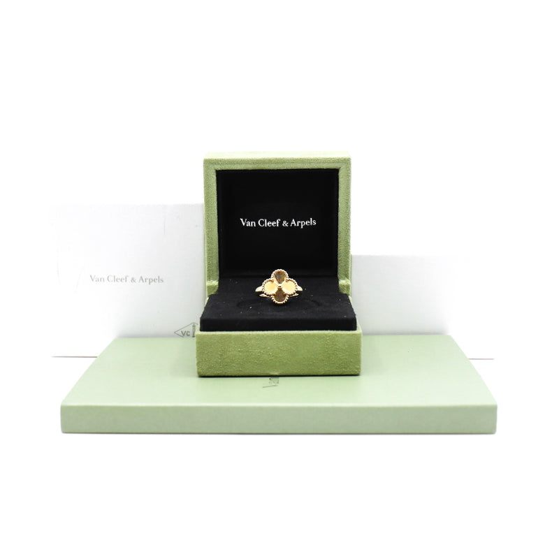 alhambra ring in 18k yg - L'UXE LINK