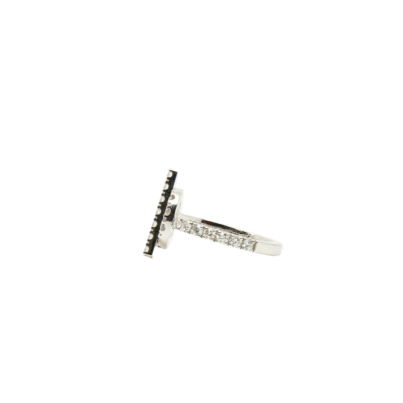 finesse Q diamond ring in 18k wg #51