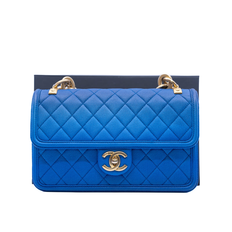medium flap bag with color chian in caviar bright blue mix ghw seri 27 - L'UXE LINK